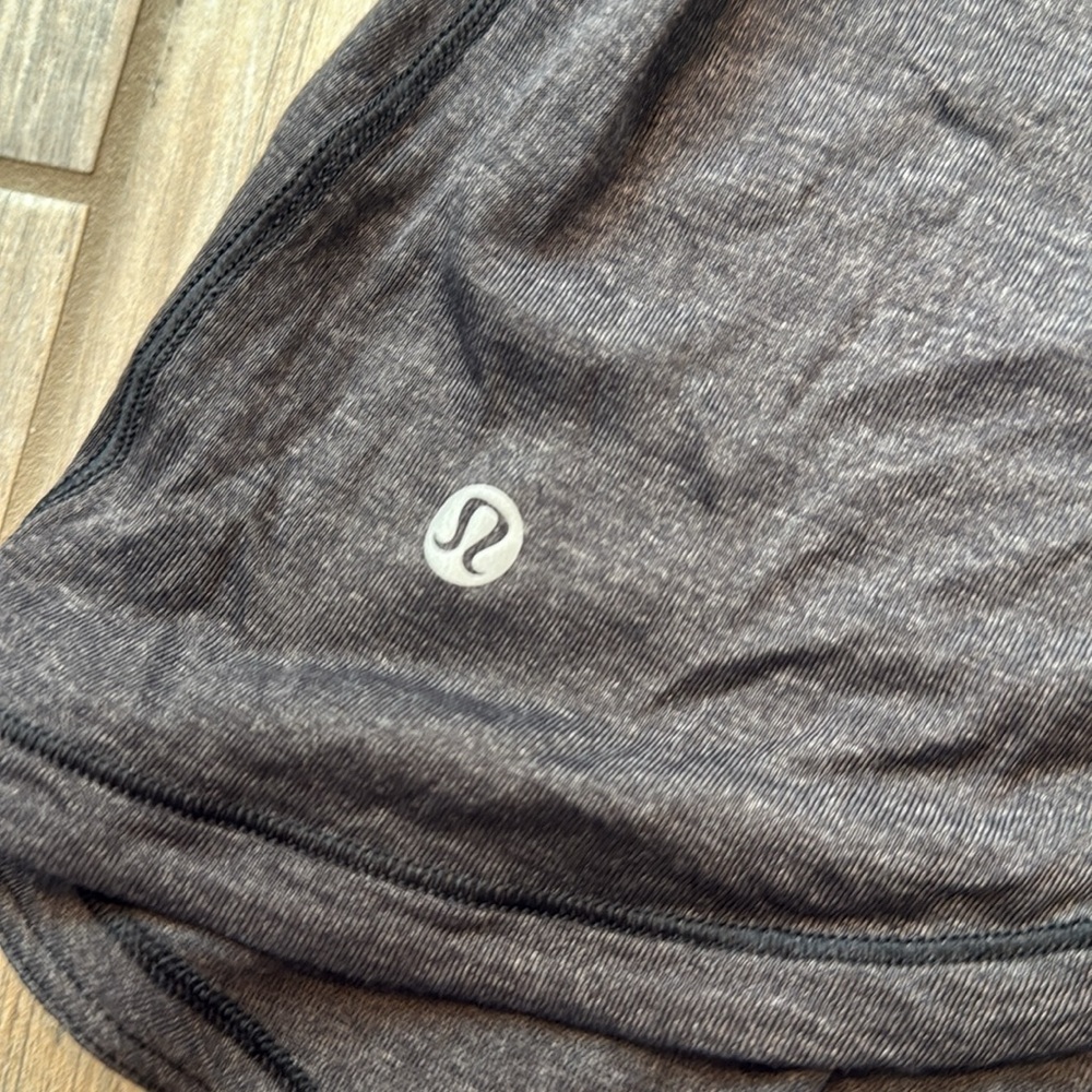 Lululemon Twist‎ & Reach Mock Neck Black Tank size 4 - Picture 5 of 9